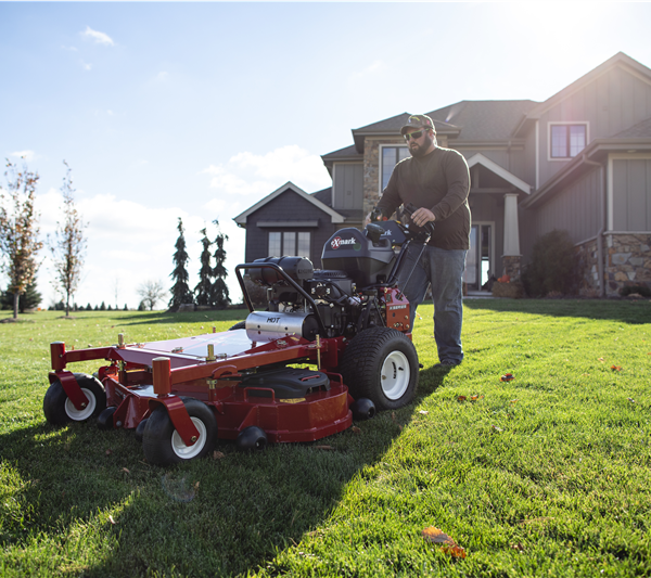 Exmark Turf Tracer X-Series with 21 HP* Kohler EFI ECV650 Engine and 60" UltraCut Series 4 Deck