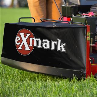 Exmark Lazer Z X-Series with 25.5 HP* Kawasaki FX801V Engine and 60" UltraCut Series 6 Deck